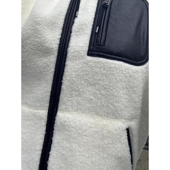 NWT Spanx Plush Full Zip Fleece Cream White W/ Faux Leather Black Accents Medium - Picture 5 of 5